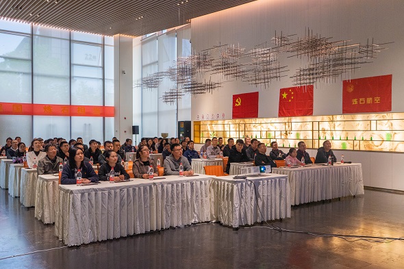 67381顶级娱乐官网发展爱国主义教育主题党日活动